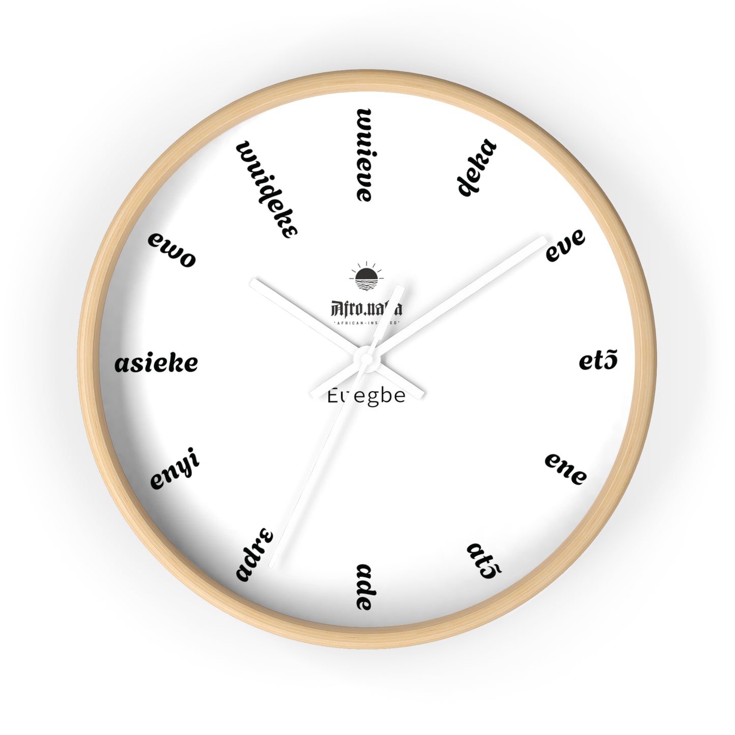 Èʋe Wall Clock