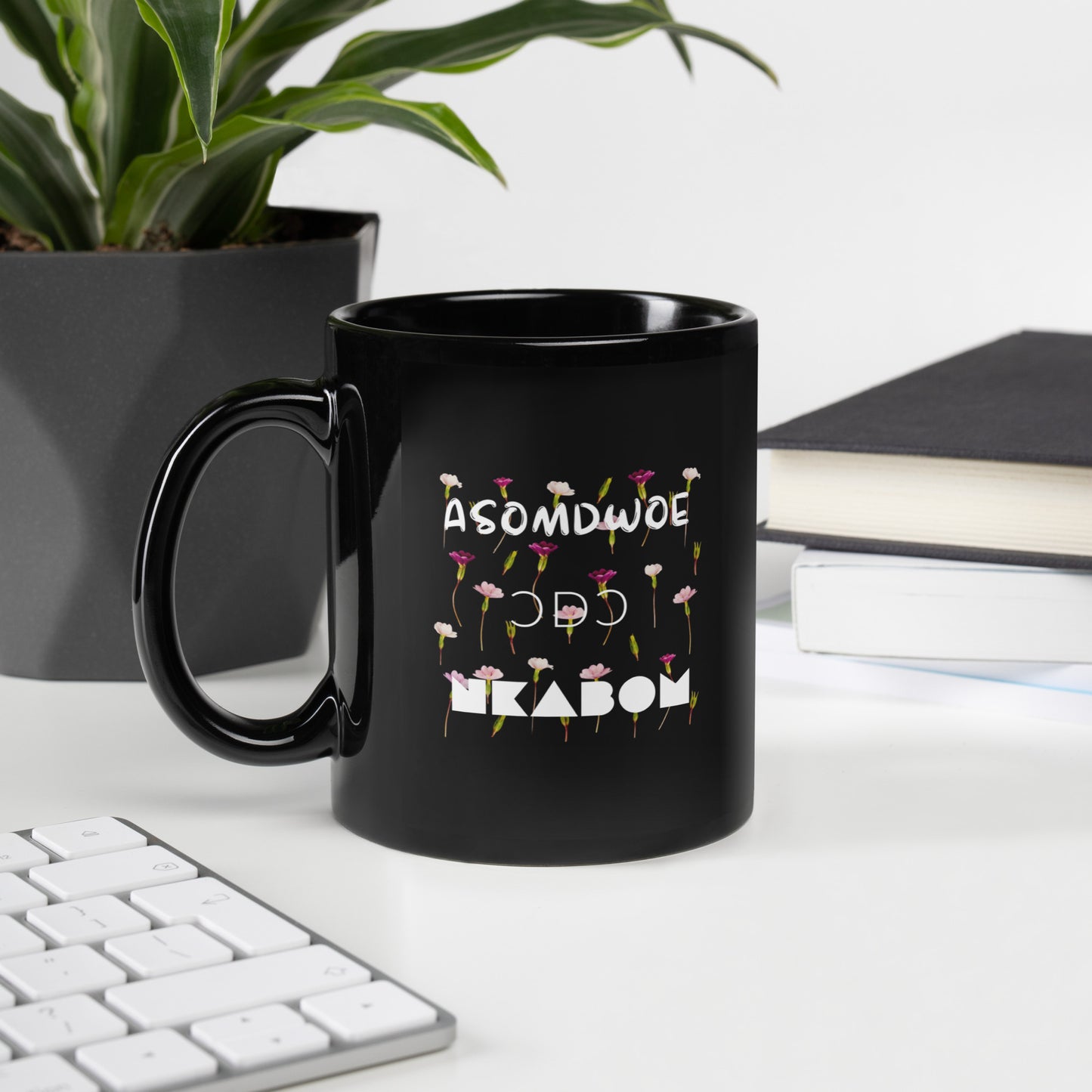 Asomdwoe Ɔdɔ Nkabom' Glossy Mug