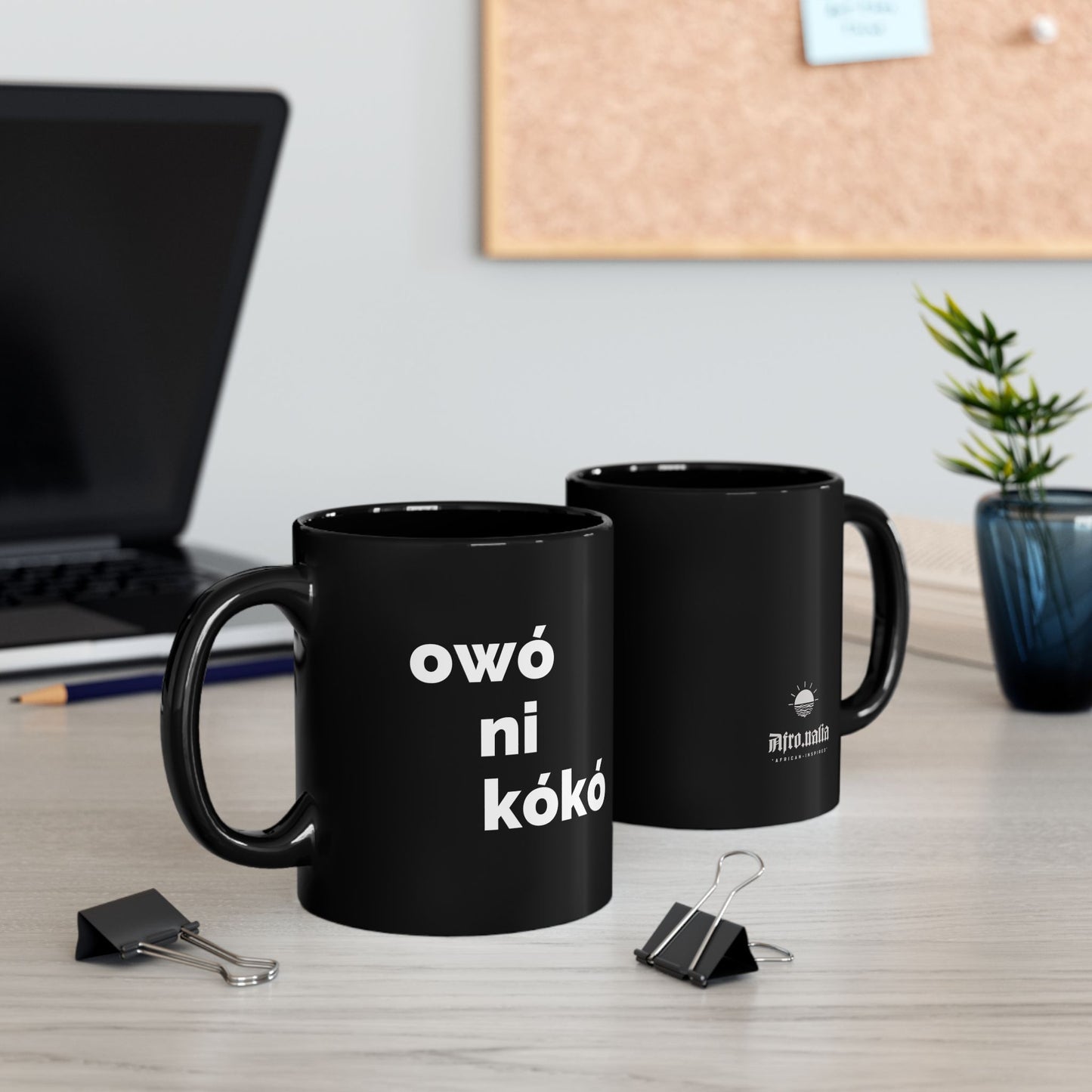 Owó ni Kókó Black Mug